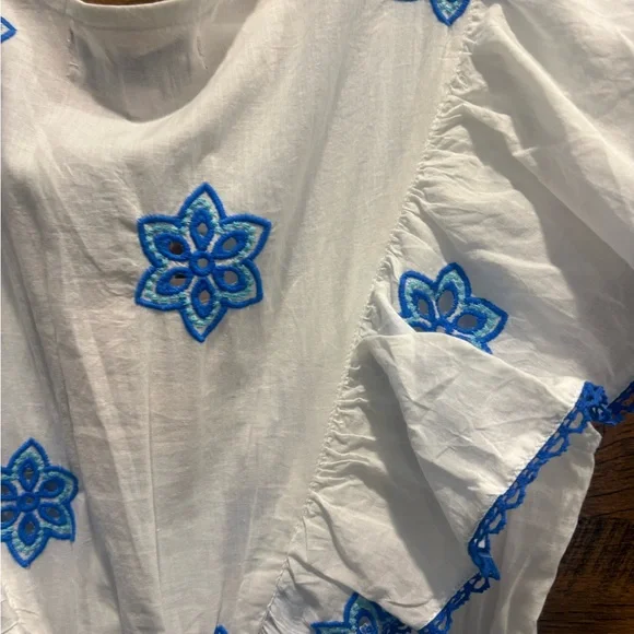 Piti Cuiti White and Blue Floral Maxi Dress - Picture 12 of 13